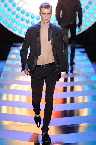 John Galliano / - 2012